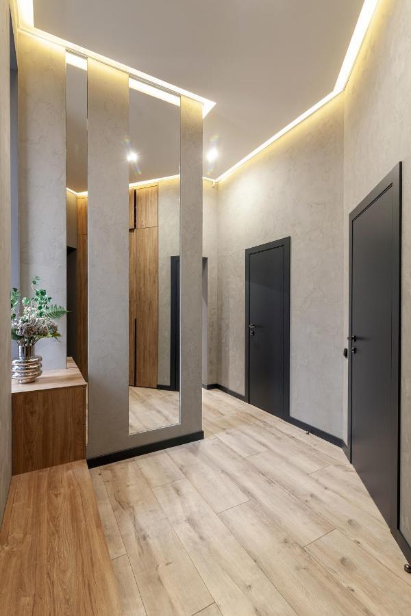 Royal Vip Apartment On Leontovicha 5 Lemberg Exterior foto